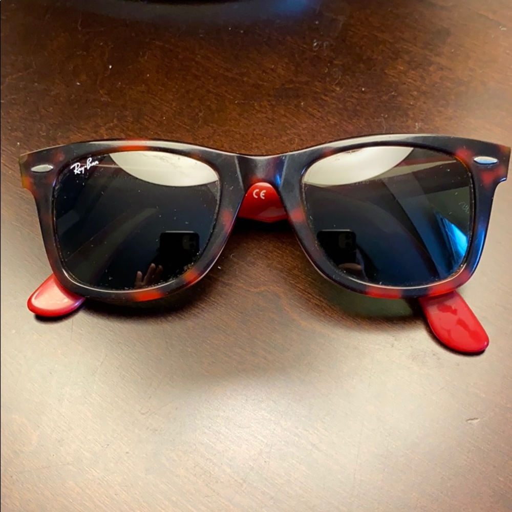 Ray-Ban Wayfarers (Black/Red Tortoise)